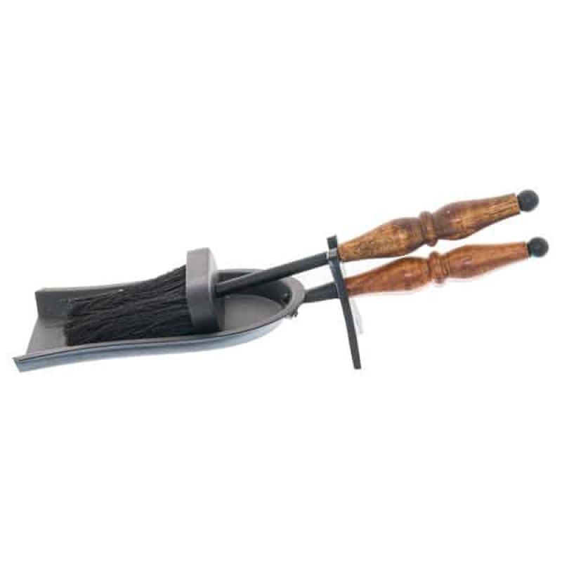 HandturnedHearthTidywithwoodenhandle